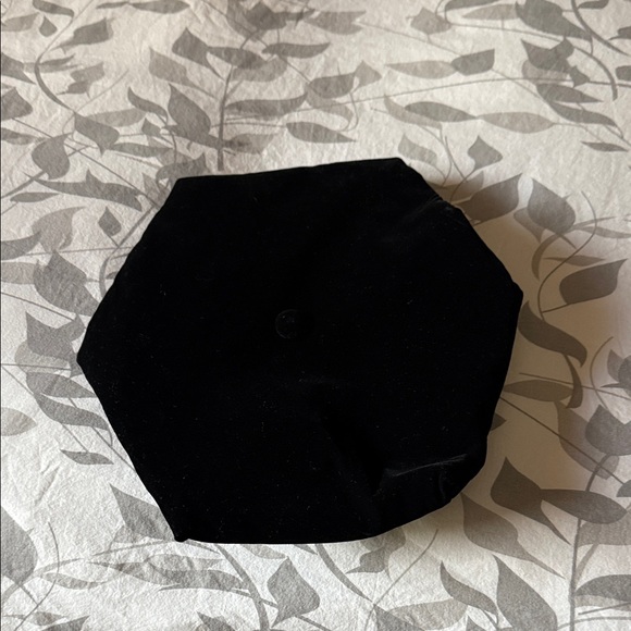 Doctorate Graduation Gown and cap in Black by Oak Hall. Comes with accessories. - Picture 4 of 6